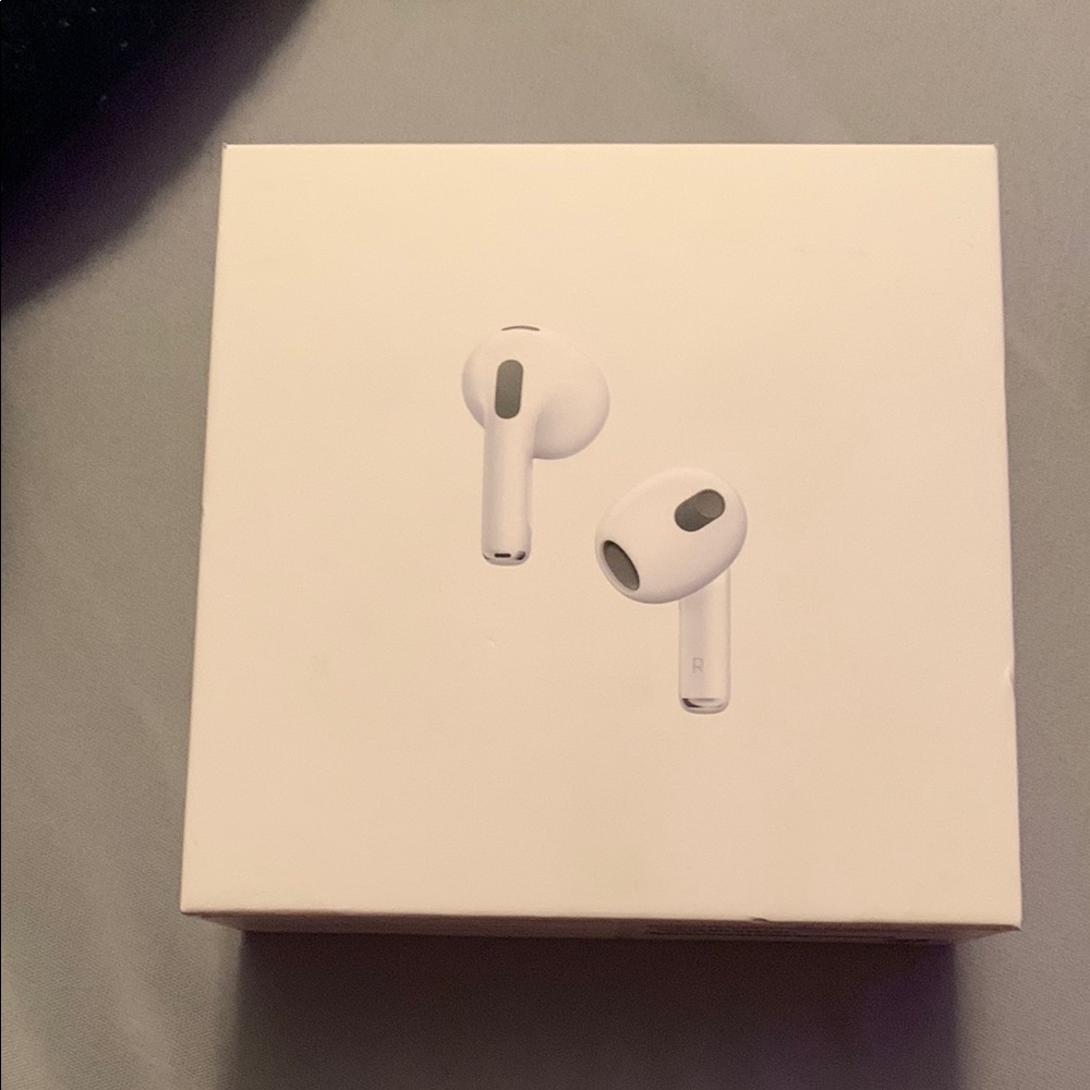 AirPods gen 3 barely worn